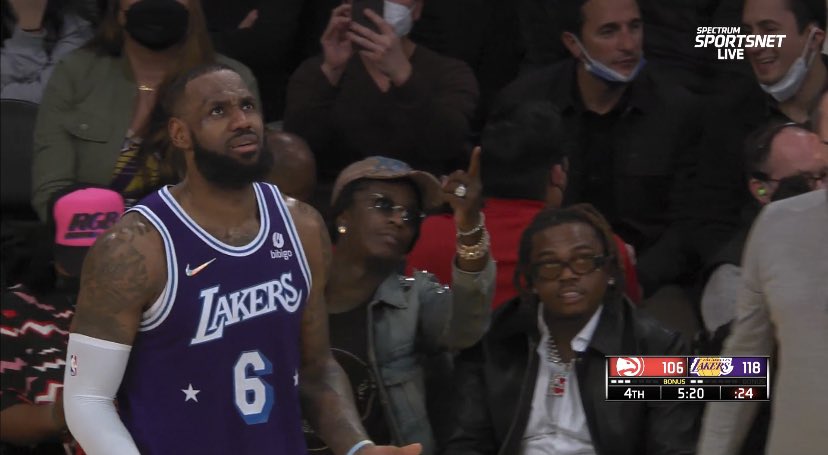 fahshohim's tweet photo. Gunna X Young Thug x Lebron = 🐐🐐🐐 https://t.co/qwDyfGhzCq