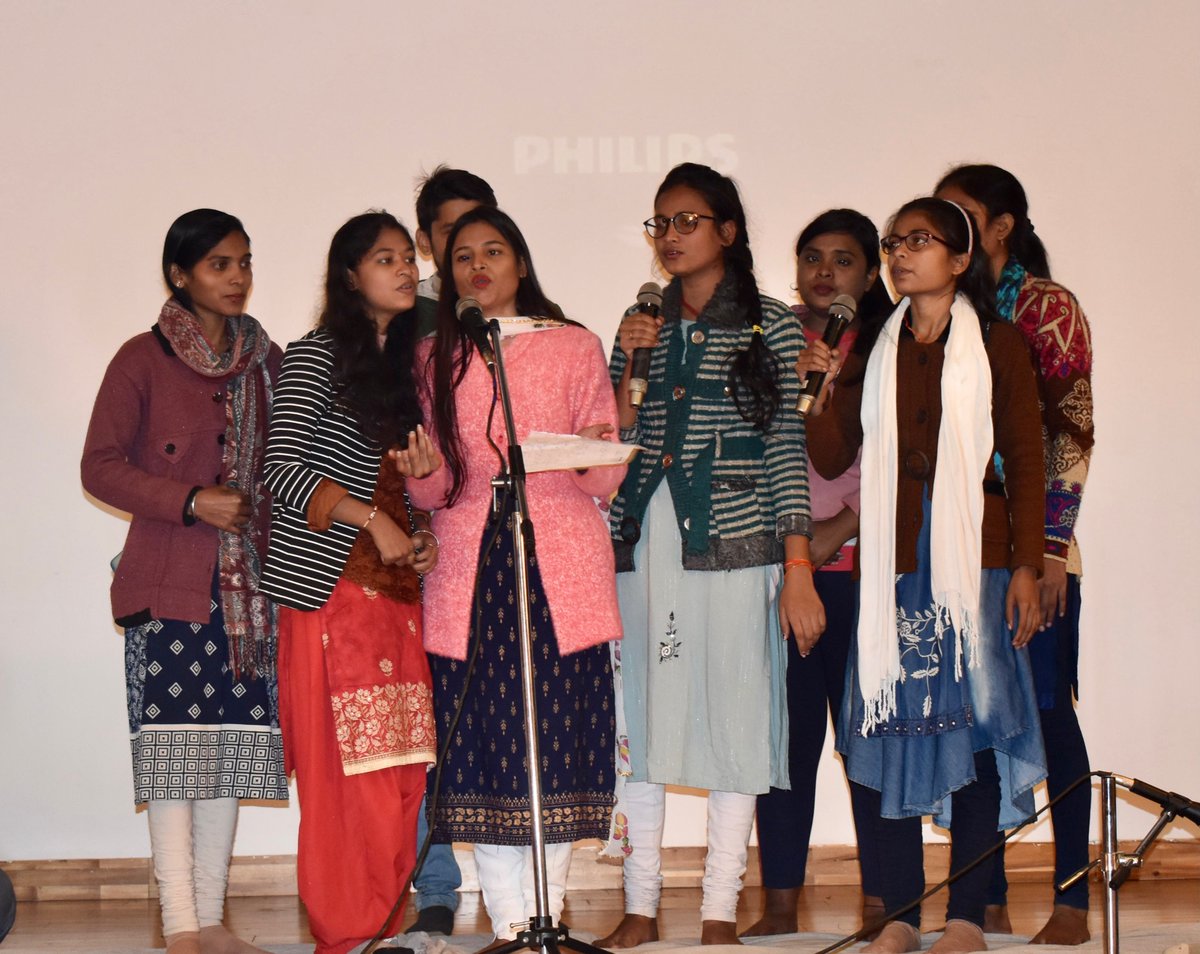 NalandaCollege2's tweet photo. Yuva Mahotsav 2021:
Nalanda College secured Third position in Group Lok Geet comprising Subhashni (Political Sc), Sweety (Hist), Riya (Inter), Sony(Inter),Kajal (Philosophy), Aakanksha (Hindi) and Tarannum (BBM) 
Congratulations to All..
@ArtCultureYouth @dmnalanda @Vaibhava_ias https://t.co/1sixKDTI9l