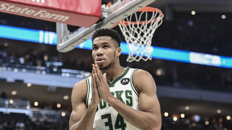 Most 30-point games this season

1. LeBron James  (17)

2. Trae Young (15)

    Kevin Durant (15)

3. Giannis Antetokounmpo (14)

4. Joel Embiid (13)

    Steph Curry (13)

5. Jayson Tatum (12)

6. Zach LaVine (11)

7. Donovan Mitchell (10)

   Ja Morant (10)