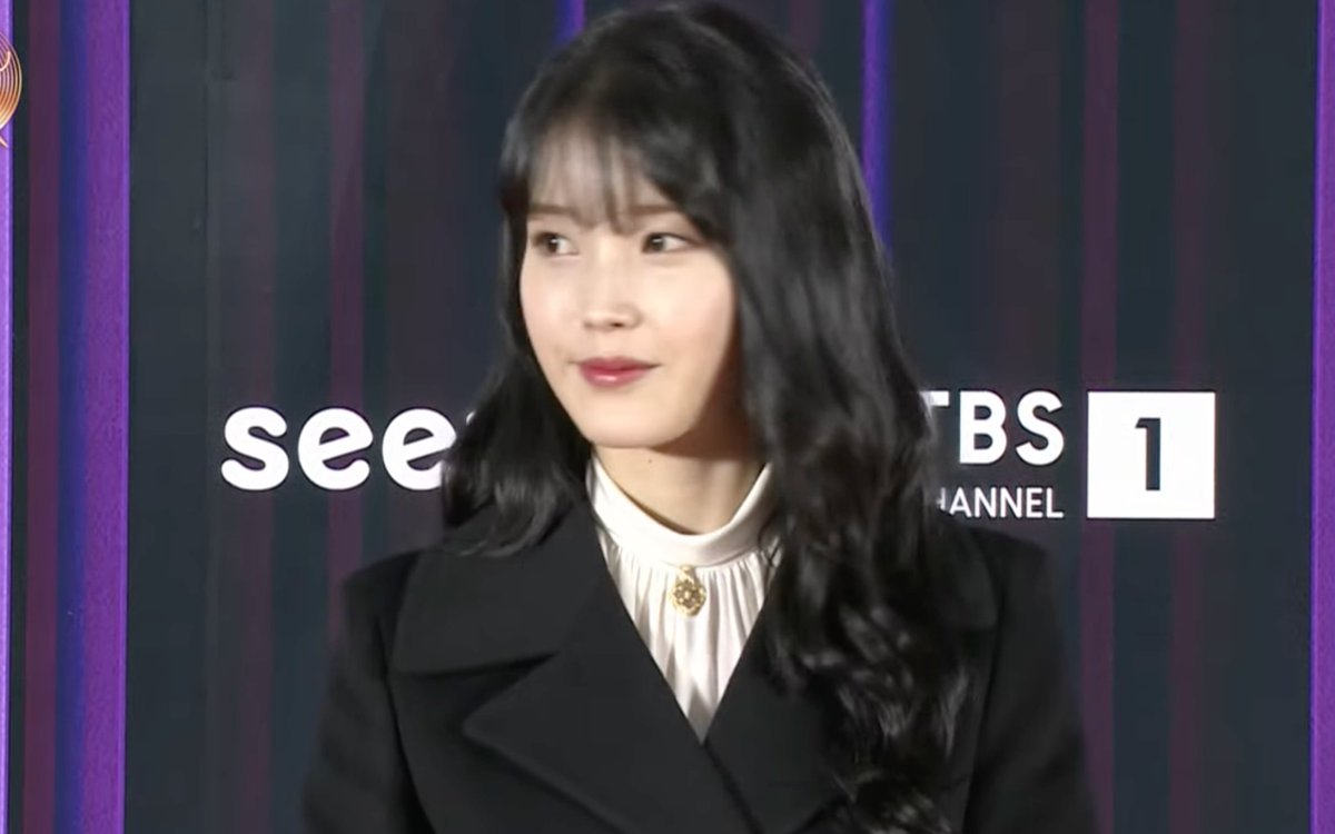 leejiweuns tweet picture