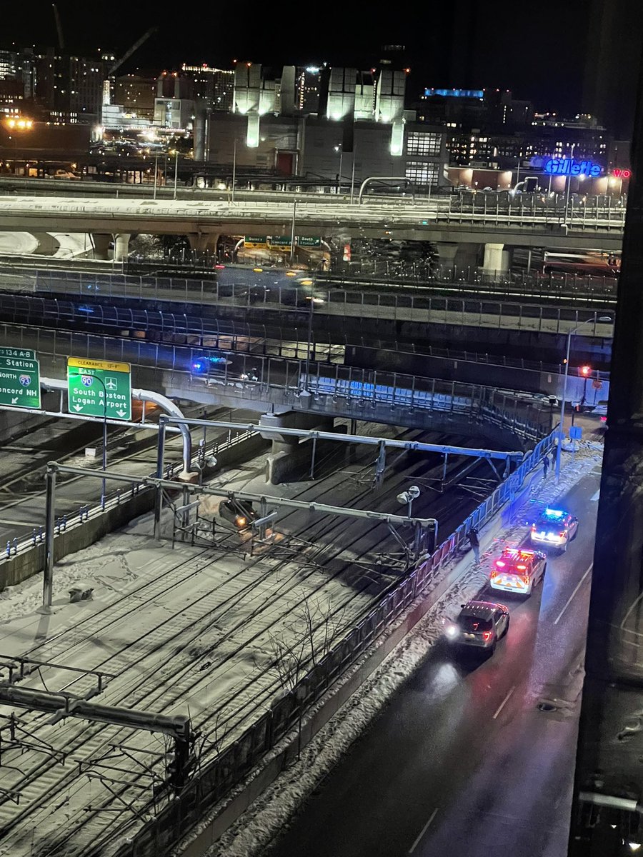 kouskousVPI's tweet photo. Car on the train tracks near South Station.  How do you even drive there??? @BostonGlobe @WCVB https://t.co/oNqTc0nm0r