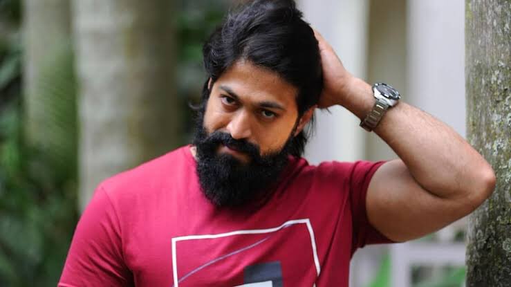 Wish you many many happy returns of the day, wish you all the best for your upcoming projects. Good luck, HBD Rocking Star 💫 Yash <a href="/TheNameIsYash/">Yash</a> 🎂🧁