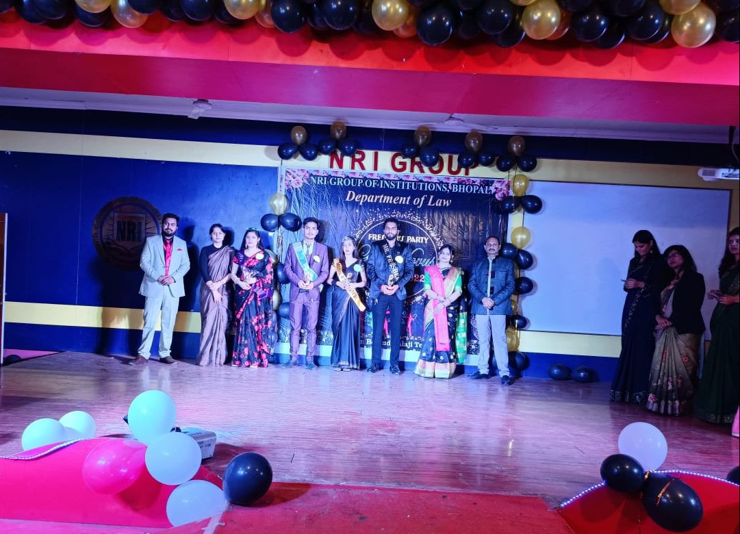 NRIGroupIndia's tweet image. Fresher’s Party in any college is an event that every student eagerly awaits from their time of admission. VISMT, Department of Law organized a Fresher’s Party “Lex Novus” on 7th January 2022, Friday for the batches of 2020 and 2021. 

#FreshersParty2021 #FreshersParty #Freshers