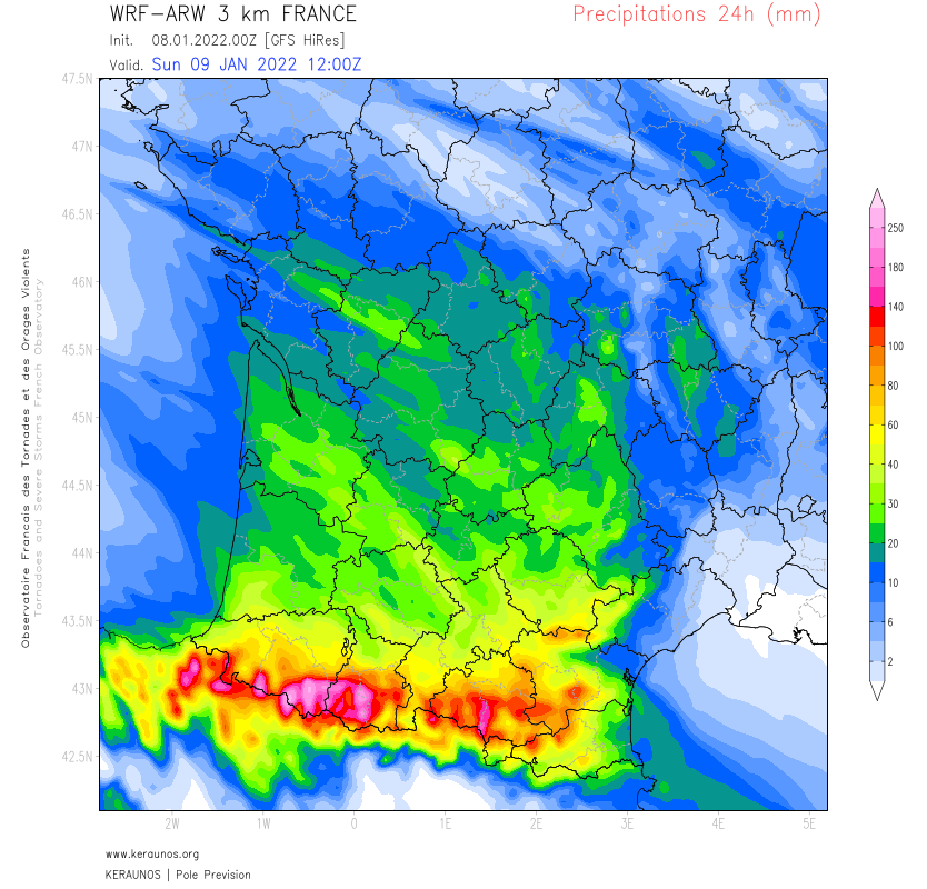 Conditions difficiles qui se confirment sur les #Pyrénées et bassin de la Garonne, dimanche/lundi avec un front chaud qui va se bloquer sur la chaîne et une remontée de la limite pluie-neige vers 2500 m. Pluies intenses (loc 200 mm/24h).
Risque très élevé de crues et inondations 