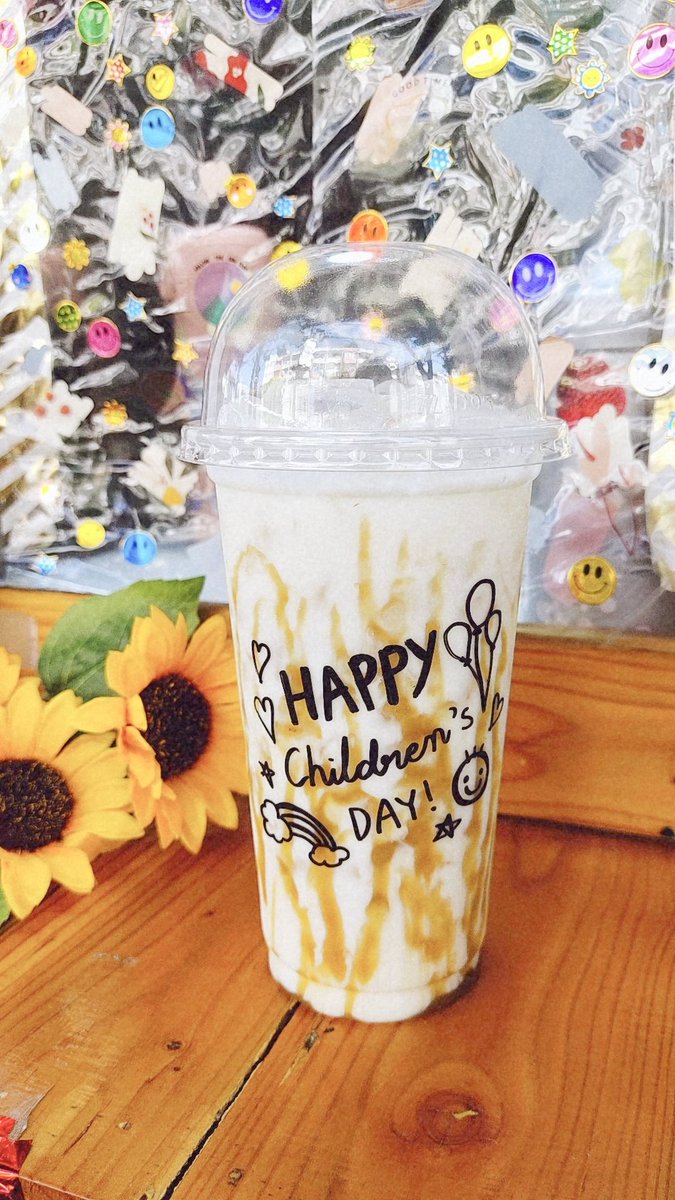 atatimecafe's tweet photo. สุขสันต์วันเด็กนะคะ 💕 ไม่อยากได้คำขวัญ แต่อยากขออนาคตที่ดีให้ลูกหลานค่ะ 😂
#วันเด็กแห่งชาติ https://t.co/Z8hgZwSECl