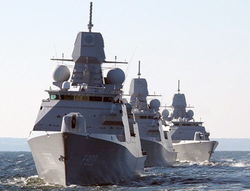klaasm67's tweet photo. Happy birthday Royal Netherlands Navy (1488). Only 534 years old!🇳🇱 @kon_marine https://t.co/Nh4lntbj9R