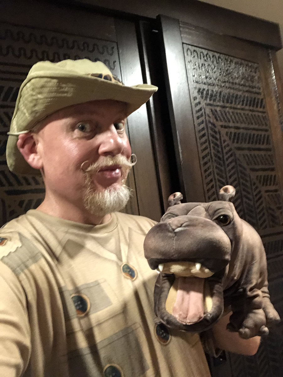 PuppetRunner's tweet photo. Albert Ahippo and I are headed for the start of the Disney Half Marathon! https://t.co/Di2aHg2NhQ