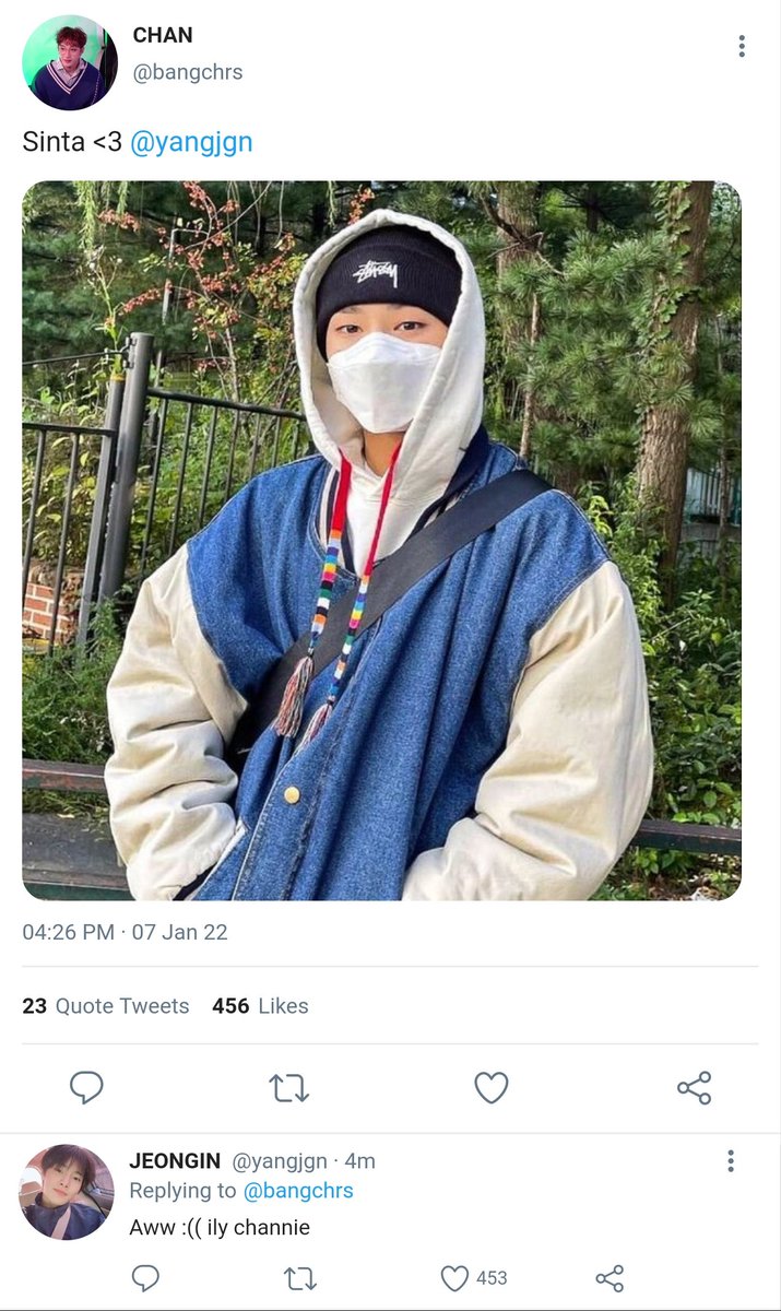 nagsasaad's tweet photo. <3 | a #skz one tweet au https://t.co/NV5EBNthfM