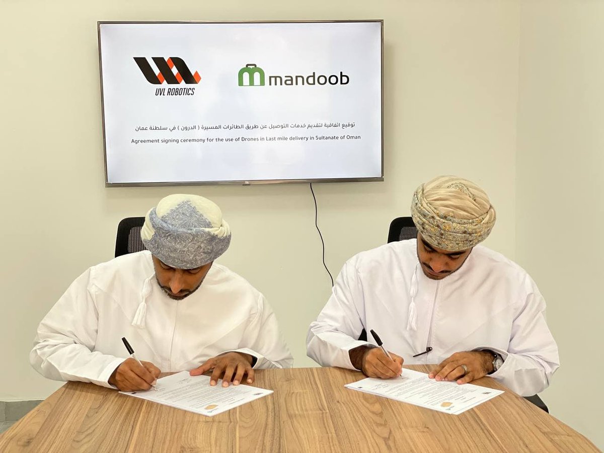 Day-to-day parcel delivery service by drones in Oman: UVL Robotics announced cooperation with Mandoob. In mid-January the companies will launch the project in Muscat. It’s the first and only of its kind service in the region. 

#UVLRobotics #Drone #Delivery #Mandoob #Muscat