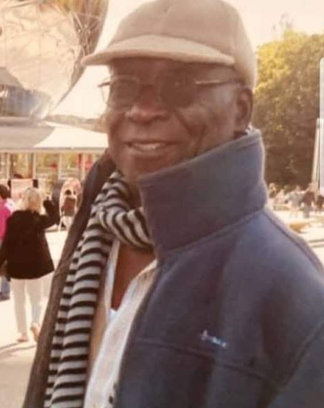 AngelMutabaruka's tweet photo. Uyu ni we #Mayaka wo mu Biryogo washinze #CinéElMay mu magare na Cinéma... Yitabye Imana... #RIP! https://t.co/CPJOAcGJSf