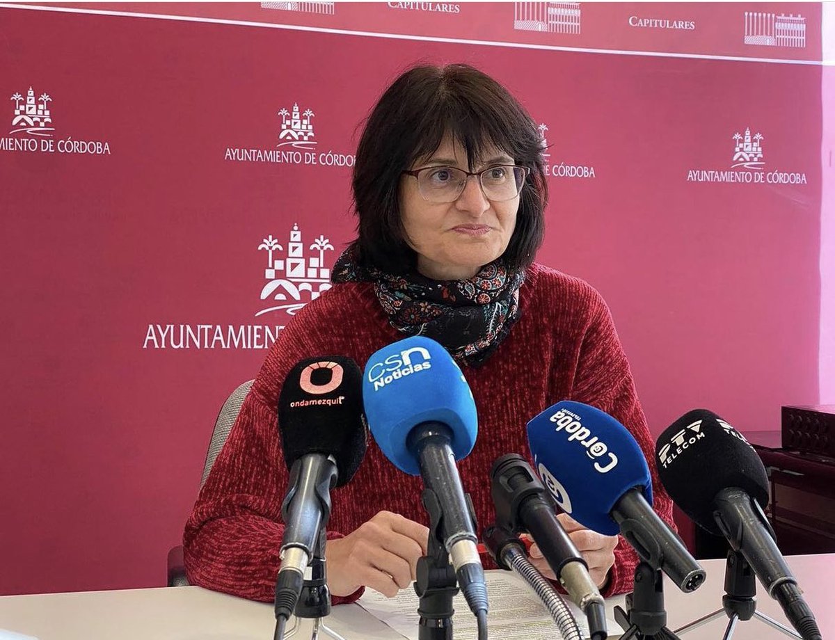 Fallece a los 53 años la conceljal del ayuntamiento de Córdoba de Izquierda Unida, Amparo Pernichi a consecuencia de un cáncer.