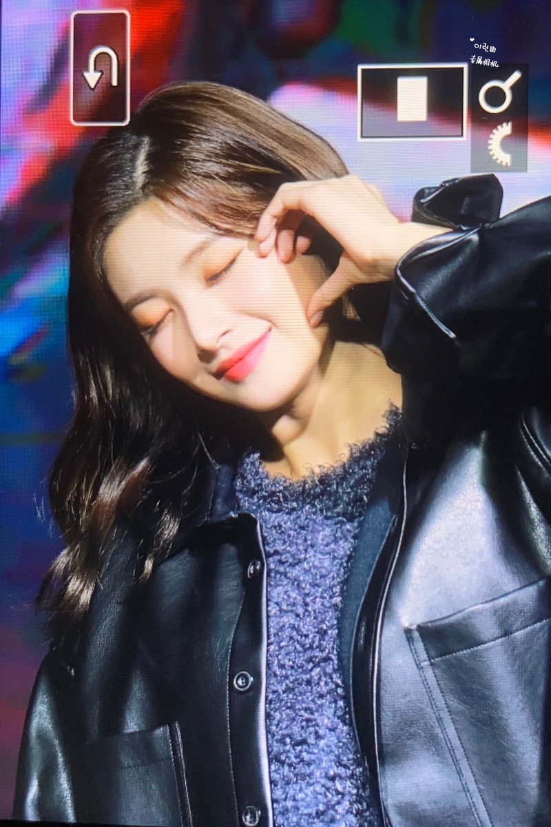 Altair1229's tweet image. 220108 팬싸 프리뷰 

#이런 #왕이런 #王怡人 #YIREN
#EVERGLOW #에버글로우