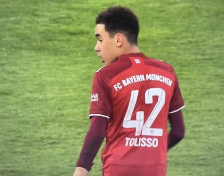 _BeFootball's tweet image. Petite erreur de flocage hier soir pour Jamal Musiala 😂