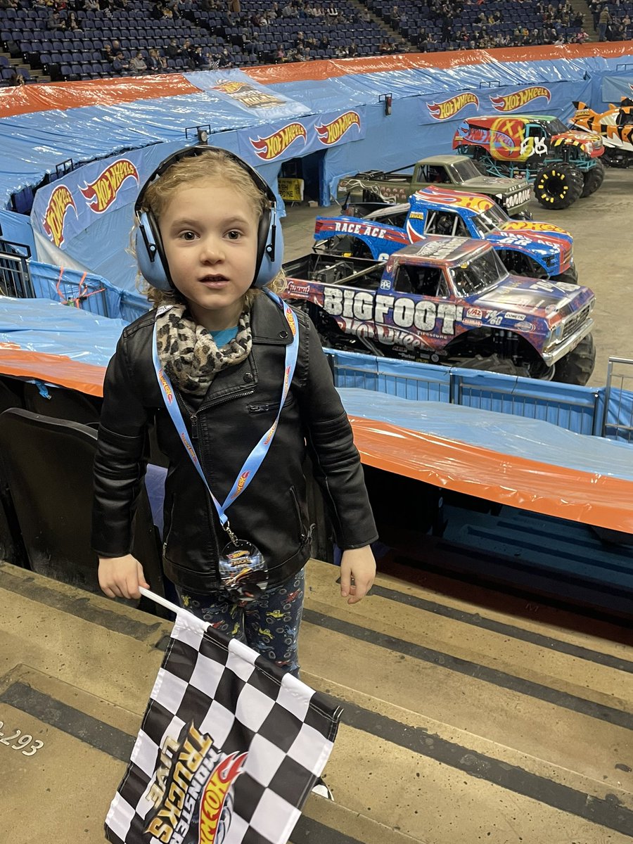 #HotWheelsMonsterTrucksLive