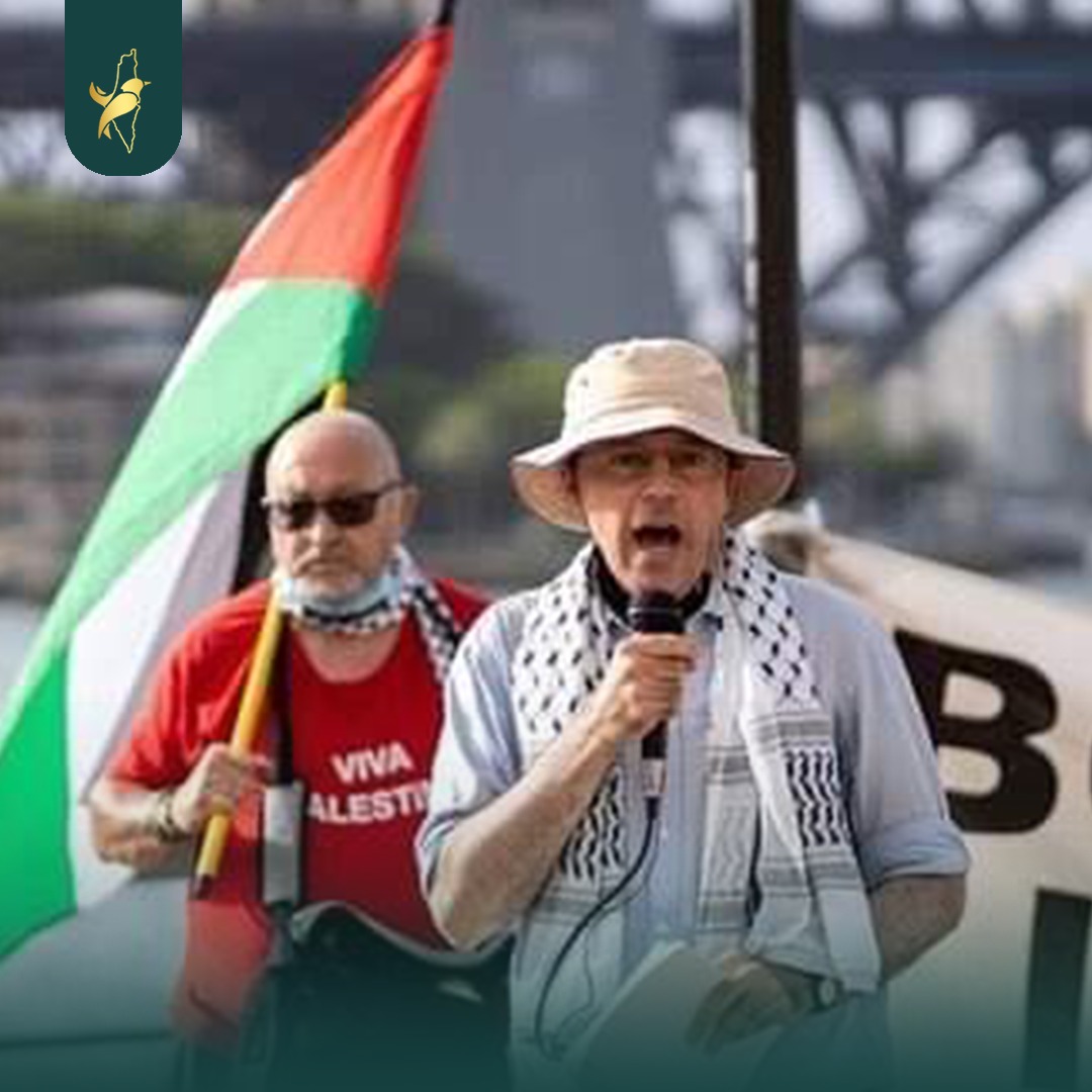 Pro-Palestine activists in Australia protest against Sydney Festival over its refusal to drop its partnership with the Israeli apartheid regime.

#SydneyFestival