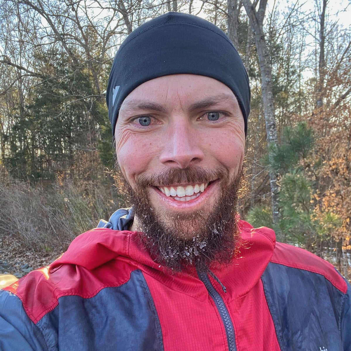 Primeira corrida do ano com a barba congelada! Beijo procês <a href="/devhealthy/">devhealthy</a>