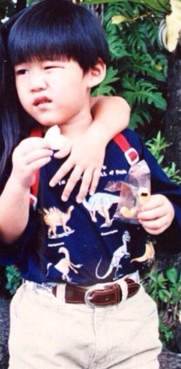 _muffinp's tweet image. ไดอารี่ของน้องปีปี🖍
ภารกิจตามหาดะโนเฉา🦖..
เนิ่มต้นออกเดินทางปีปีกอดคอเจ้เพชรแบบนิ้ ตามปีมาแนะ !
เข็มขัดแน่นเนียบน้อย เช็ก✅
ตะเป๋าเป้ฉั่ยตะหนม เช็ก✅
ยันมะเตอดะโนเฉาแวะเติมพะลันสักกะหน่อยหน่อย 🍫
🔚หมดวัน
เป้หาย เข็มขัดหาย ตะหนมหมดตะเป๋า ดะโนเฉามะเตอ ดะพัดเพิ่มมาหนึ่งอัน เช็ก✅