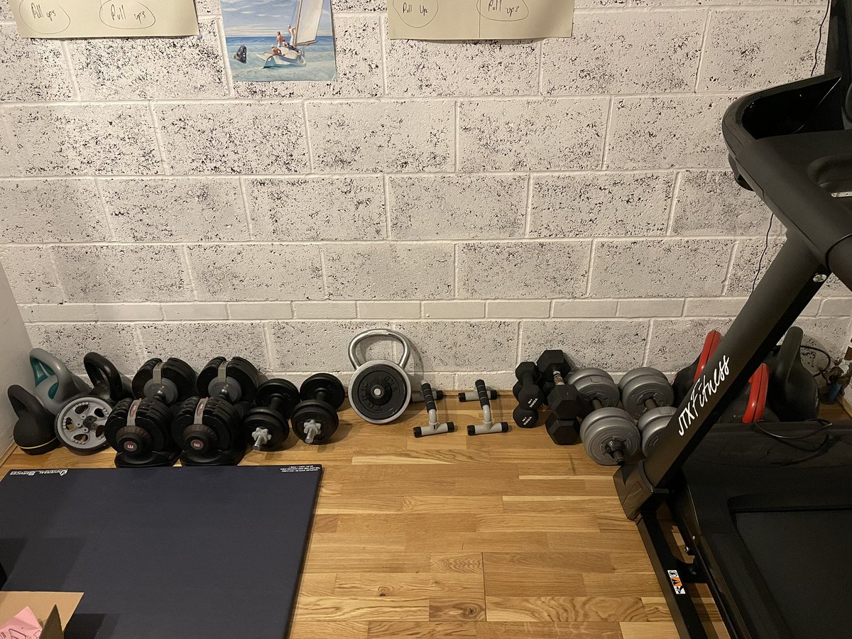 SimonWorkingOut's tweet image. This new arrival prompted a big home-gym declutter. Feels good.