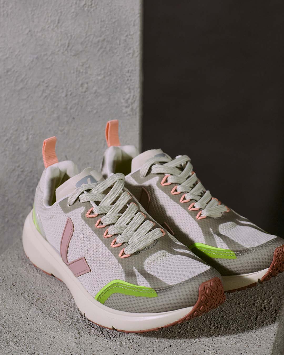 brown thomas veja shoes