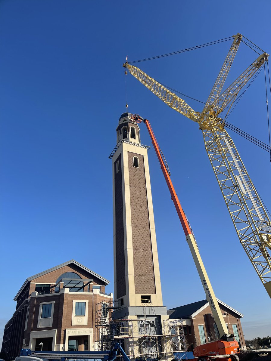 PostLGroup's tweet image. Post L Group Construction has topped out the @UNTDallas Amanda &amp;amp; G Brint Ryan Tower!!!!! Let’s finish strong!!!!