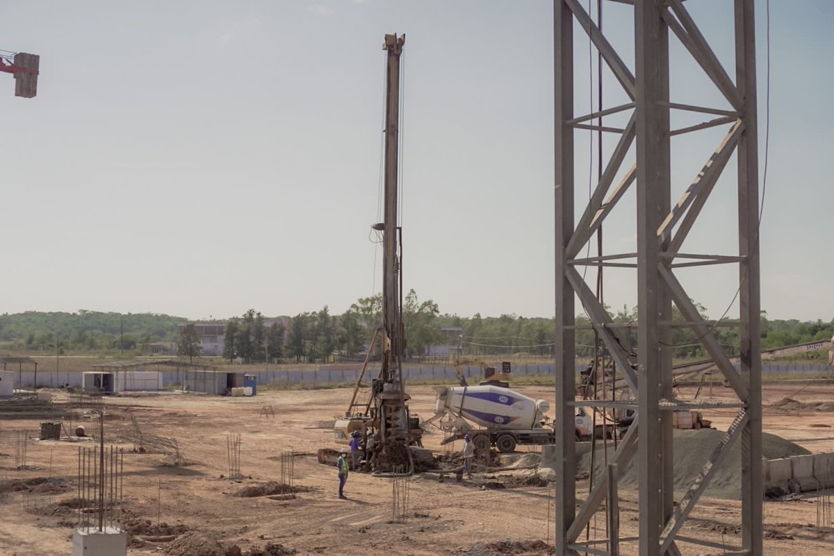 ArnoldoWiens's tweet image. GRAN HOSPITAL DE CORONEL OVIEDO | Esta mañana pudimos apreciar junto al ministro @MarioVarelaMDS los avances en la construcción de este Hospital de Alta Complejidad @mopcparaguay @msaludpy @MaritoAbdo