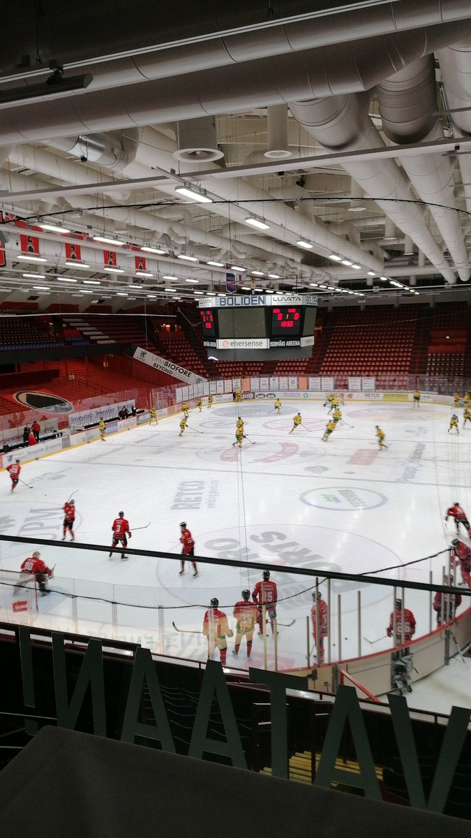 ihana olla hallissa. kunpa rajoitukset poistuis. tää on niin suuri osa omaa hyvinvointia #mielenterveyskuntoutuja #patasydän #terveellinenelämäntapa #lätkäkataojana <a href="/PorinAssat/">Porin Ässät</a> <a href="/AVItwiittaa/">Aluehallintovirasto</a>