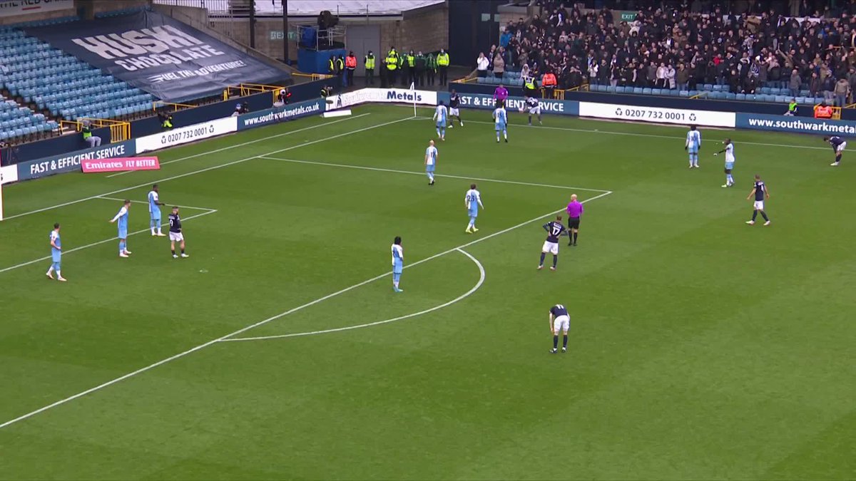 𝗖𝗮𝗻 𝘆𝗼𝘂 𝗵𝗲𝗮𝗿 𝘁𝗵𝗮𝘁 𝗿𝗼𝗮𝗿 🦁

Afobe exploits a defensive mistake, and @MillwallFC are ahead! 🔵

#EmiratesFACup