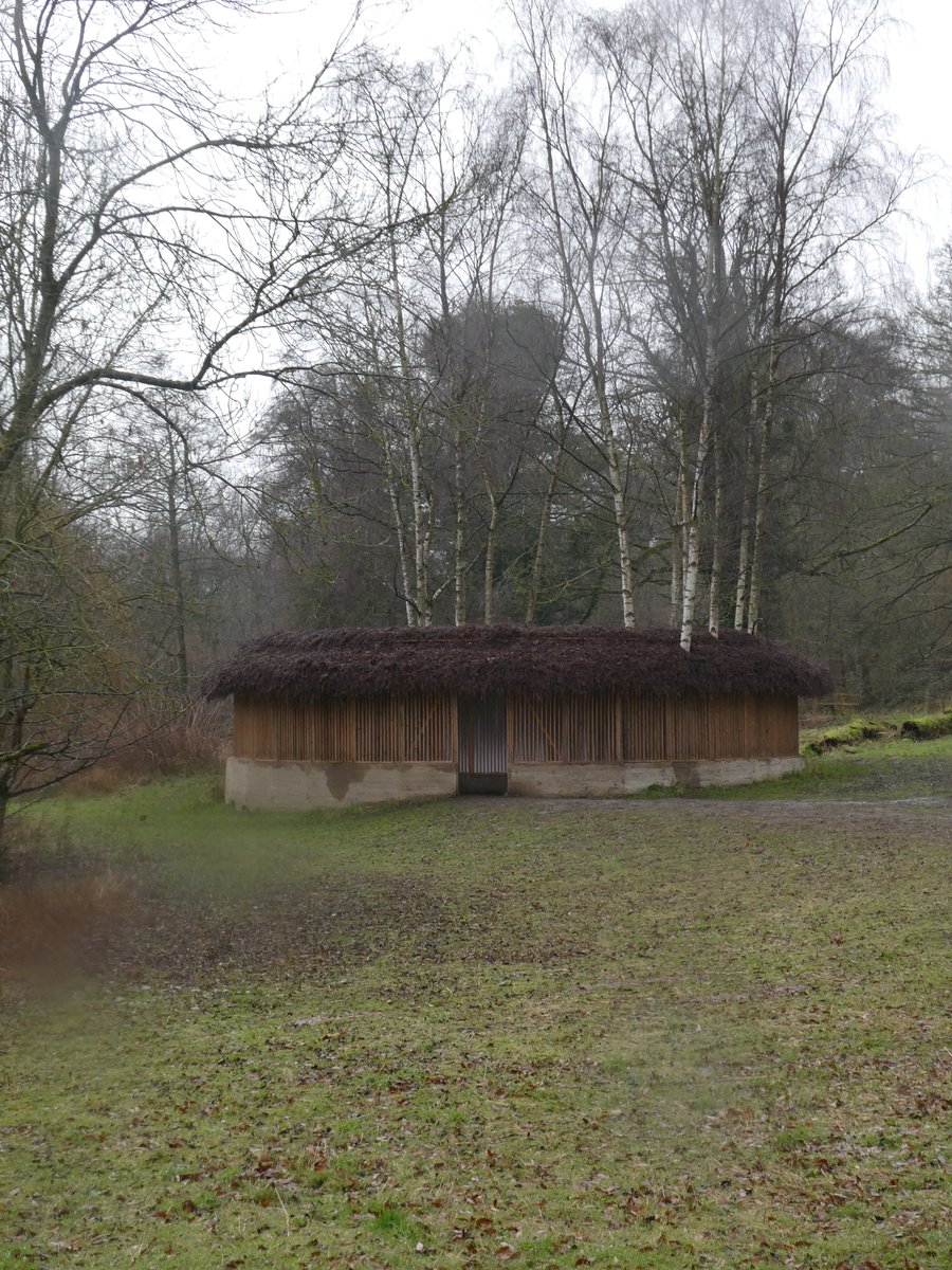 paul_tranter's tweet photo. #OakProjectUK great installation @YSPsculpture Inspired my own garden structure design. Looking forward to seeing how this changes over tine #loveart #lovenature https://t.co/6XpNrcugVO