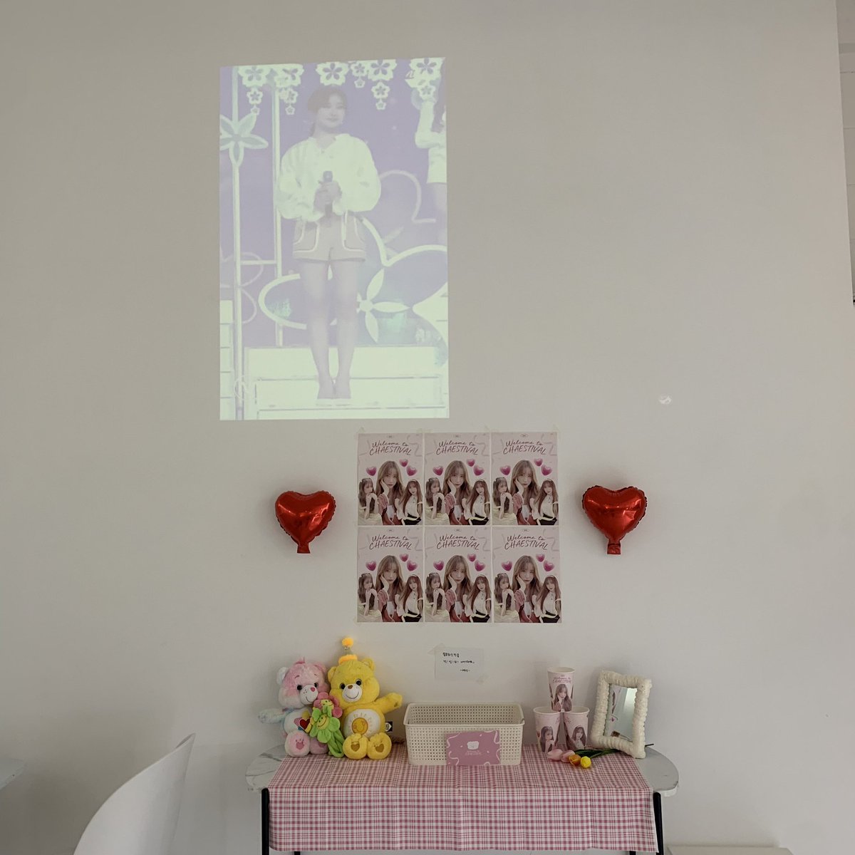 소공원
배너가 너무 귀여운거 아닙니까...🥰
로스터랑은 다른 느낌이라 좋네요~
카페를 열어주셔서 감사합니다!
덕분에 이쁜 채연이 감상 실하게 하다 갑니다🙇🏻‍♀️

#한겨울에_피어난_채스티벌