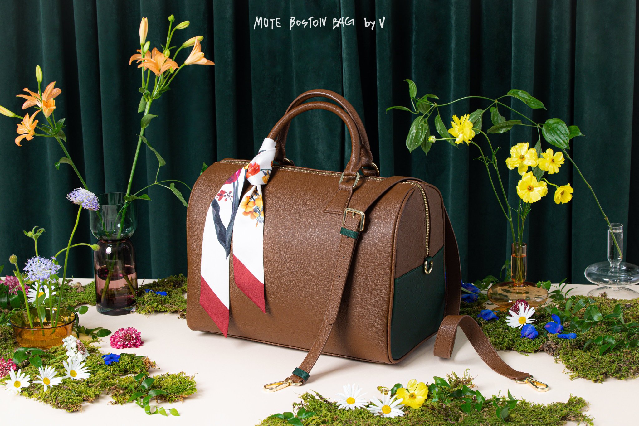 新品高評価 防弾少年団(BTS) ボストンバッグ MUTE BOSTONBAGの通販 by