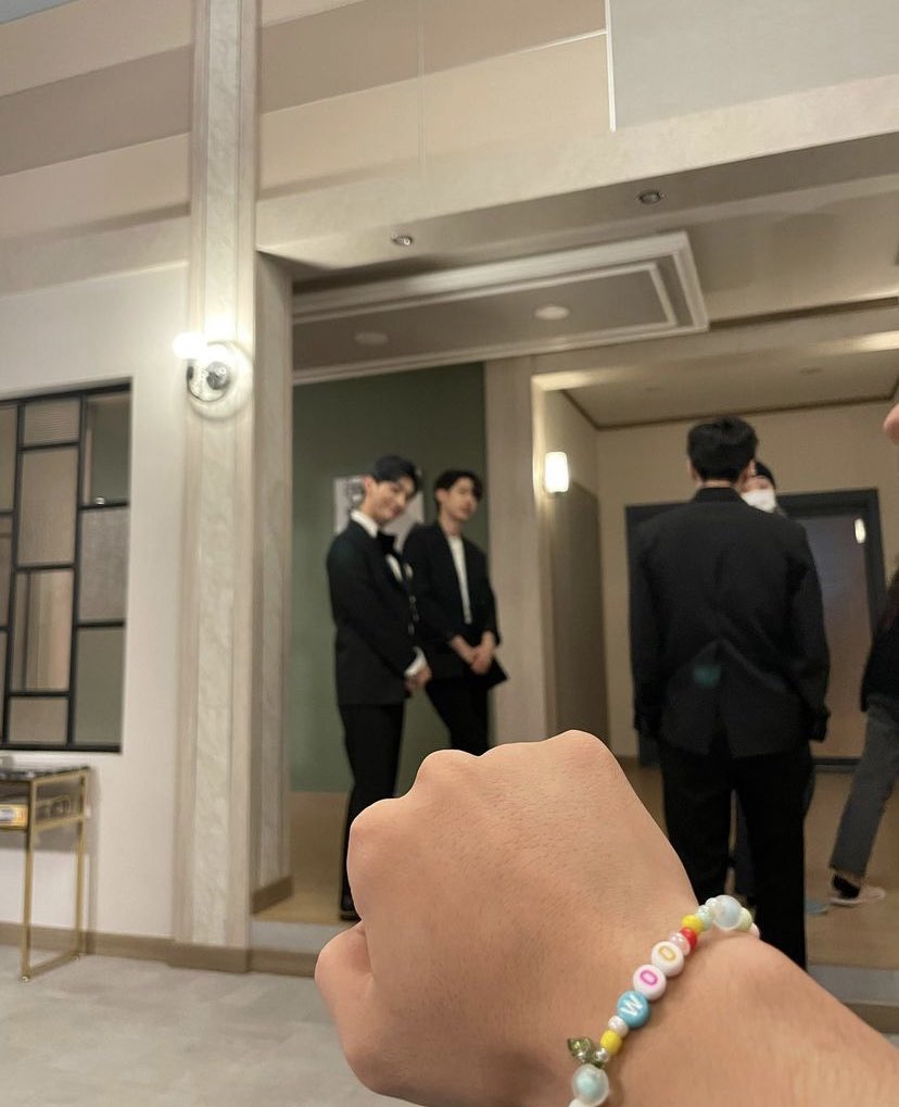 ricepath0308's tweet photo. [TRANS] 220108 Actor Dongjun Instagram Update: Moonlight hyungs, I emptied everything and prepared a total of 4 photos so previously is a secret among us.... #secret #donotsave 

#YoonJisung
#윤지성 https://t.co/4nM05L3yPd
