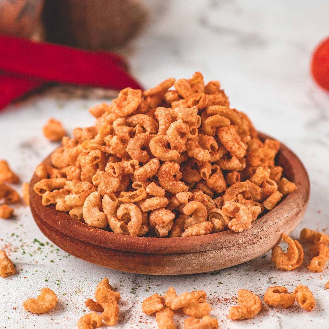 telerizsnack's tweet photo. @AREAJULID yakan mempermainkan perasaan banget buat orang orang yang lagi nyari kerja ๏︿๏,  anyway makaroni ini enak 😍 https://t.co/oDvVSfhTPH