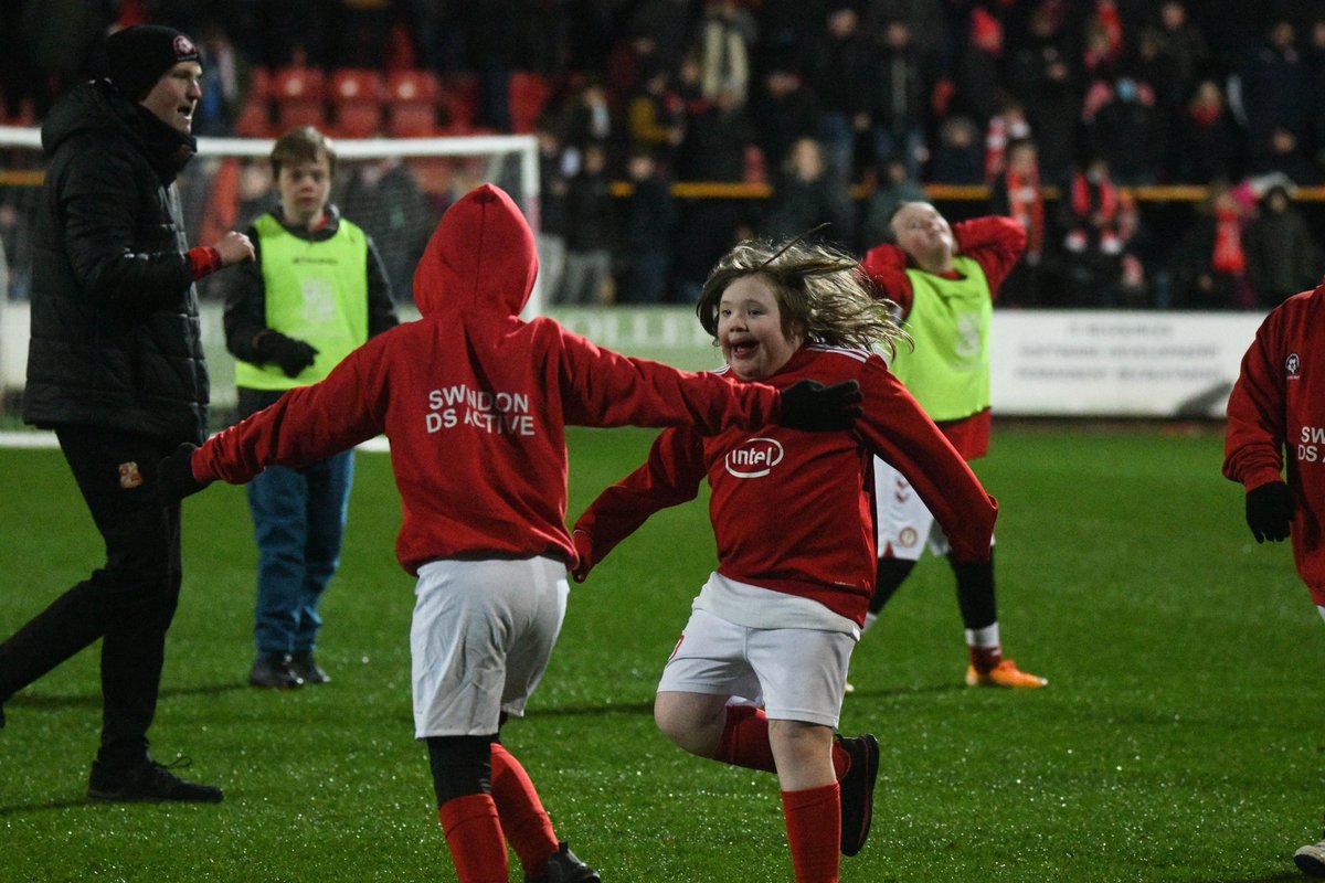 iamknowlesieboy's tweet photo. Swindon vs Manchester City | #SWIMNC
cc: @STFCfoundation @BristolDS1 @Official_STFC https://t.co/dx21QeKbqY