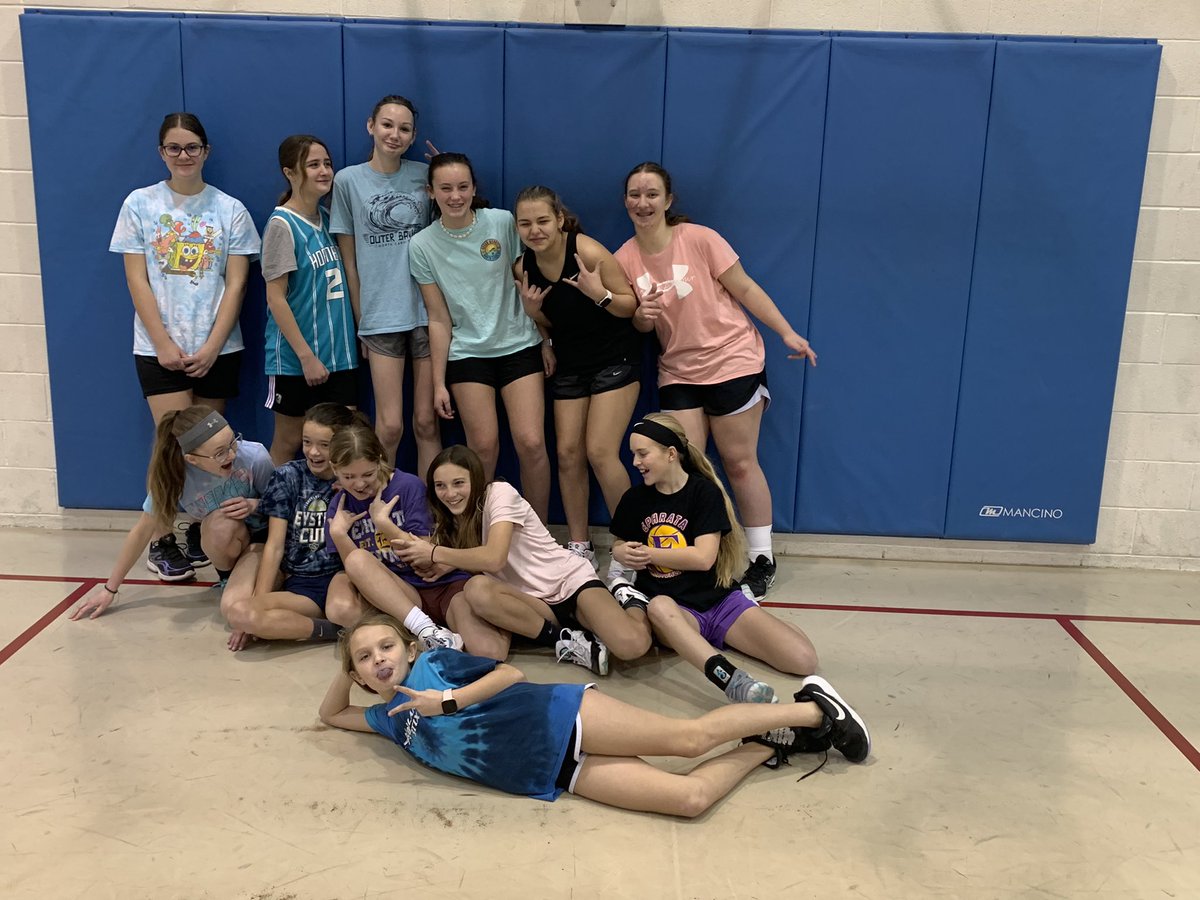 MrEdmiston's tweet photo. Great morning at the @EphrataRec for the @EIMSMounts 7th grade girls basketball team competing in the Elks Free Throw Competition. We got better and had a little fun doing it.@LadyMountsBball #ladymounts #FUNdamentals https://t.co/vxWRvbzBrs