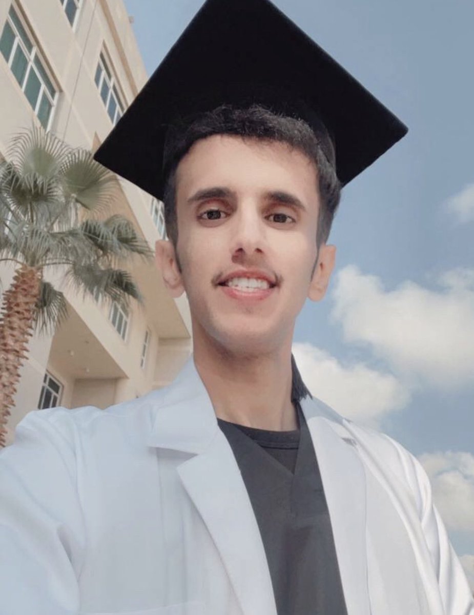 fauaed111's tweet photo. #اعلام_قبيله_بني_شهر نبارك للصيدلي/ بدر بن محمد الشهري من قبيلة آل قرنين بمناسبة تخرجه دكتور صيدلي من جامعة الملك خالد ، وفقه الله وسدده . https://t.co/E5ibO3bOrY