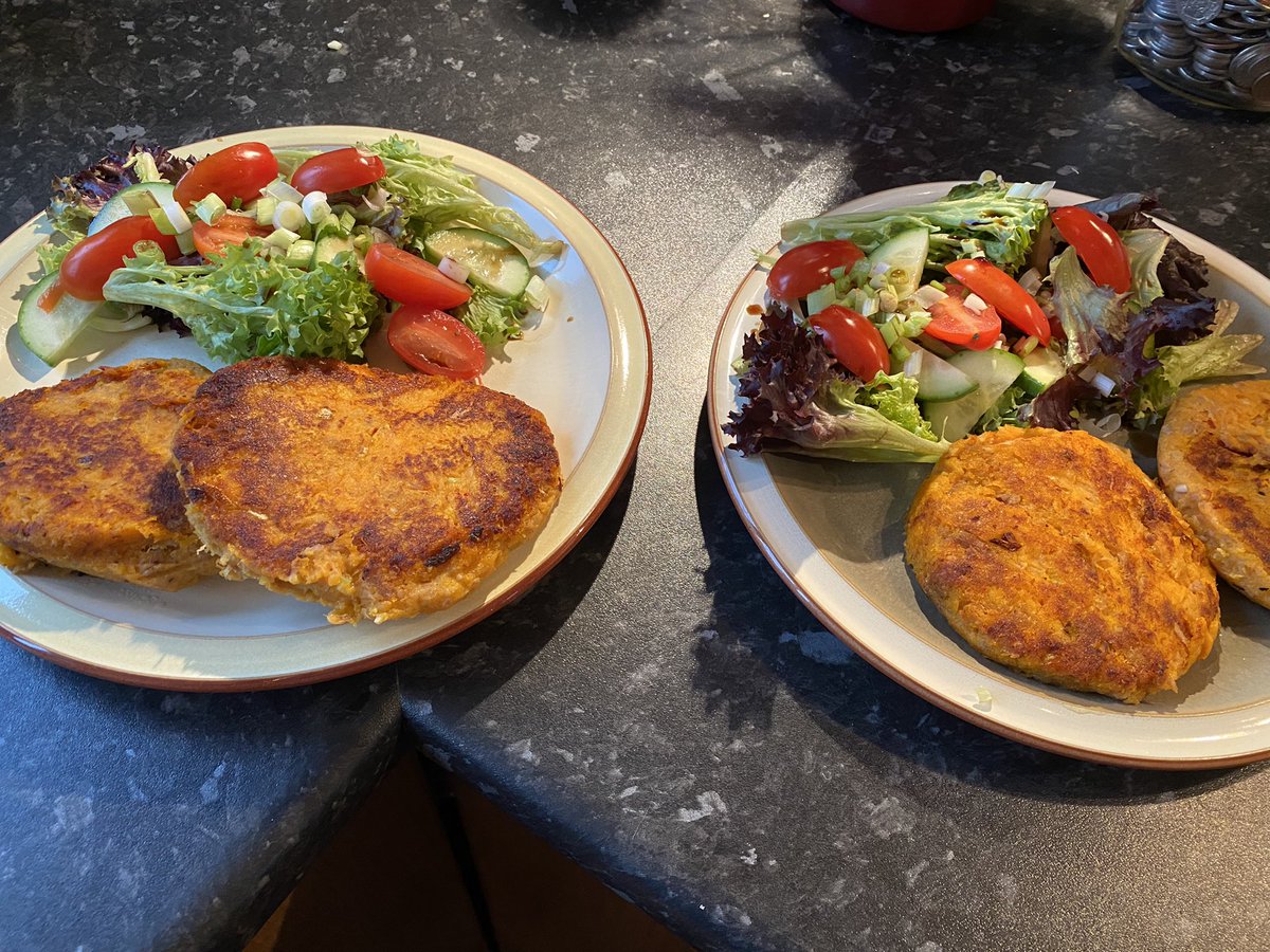Thai Sweet Potato and Tuna Fish Cakes for lunch today made by <a href="/Si_T436/">Si</a> from <a href="/ScottBaptie/">Scott Baptie | Nutritionist</a> - this recipe went way beyond our expectations, another big thumbs up from another great recipe 💖 #fatloss30 #highproteincookbook