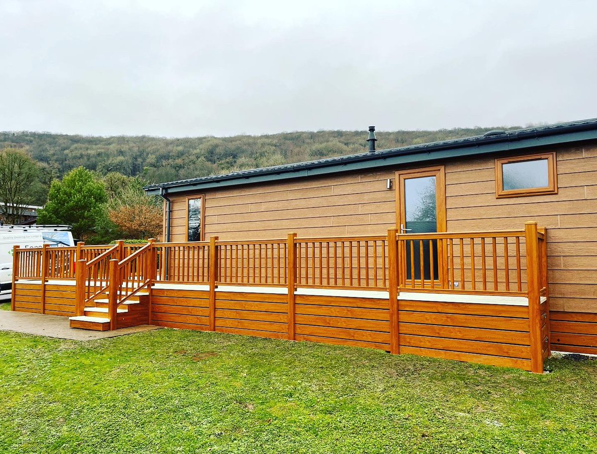 ForestDecking's tweet photo. Another large decking fitted at @darwinescapes Cheddar woods resort. 

These 16ft front platforms really increase the outdoor space to enjoy when the sun comes back! ☀️ 

#lodge
#lodgedecking
#caravan
#caravandecking
#pvcdecking
#holidaypark
#holidayhome
#compositedecking https://t.co/hJKG4Lhs01