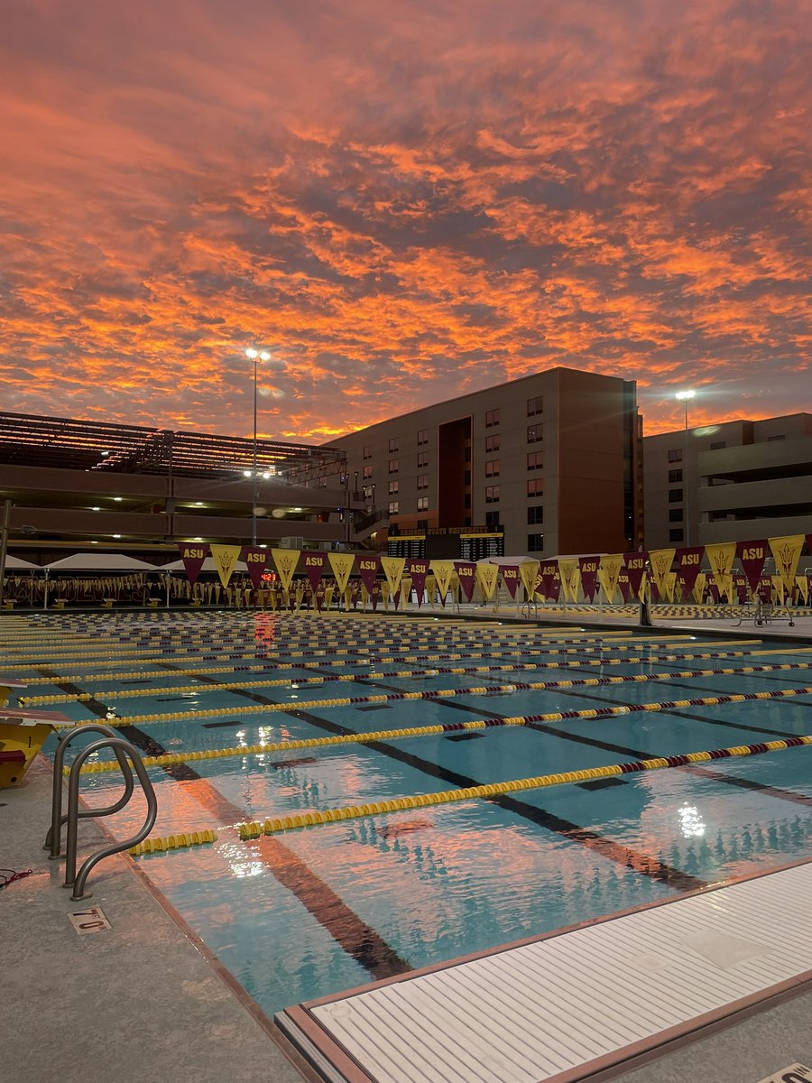 SirHerb_the3rd's tweet image. Hard to beat mornings at Mona 🔥