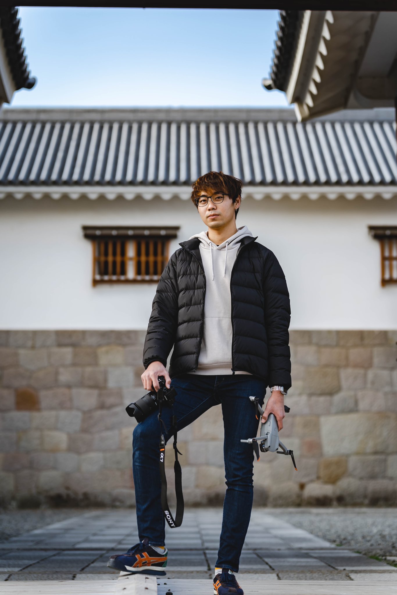 遠藤雅士 静岡動画オンライサロンajitoのインテリドローンニスト 本当はインテリ系ではない 笑 いつもいい空撮してくれます 現場の待ち時間にパシャり ポートレート クリエイター Dji T Co Vsh1lrdakn Twitter