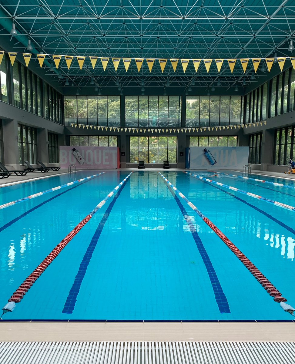 Coliseumtr's tweet photo. Cam tavan mimarisi sayesinde içeride açık havuz dinamizmi yaşatan kapalı havuzumuzda bu soğuk havalarda yüzme keyfi bir başka 🏊🏼‍♀️ 

Siz hangisini tercih edersiniz: Açık havuz mu kapalı havuz mu? 🌊
⁠
#coliseum #sportsandlife #haftasonu #kapalıhavuz #havuz #yüzme #yüzmedersi https://t.co/AM51jYBVND