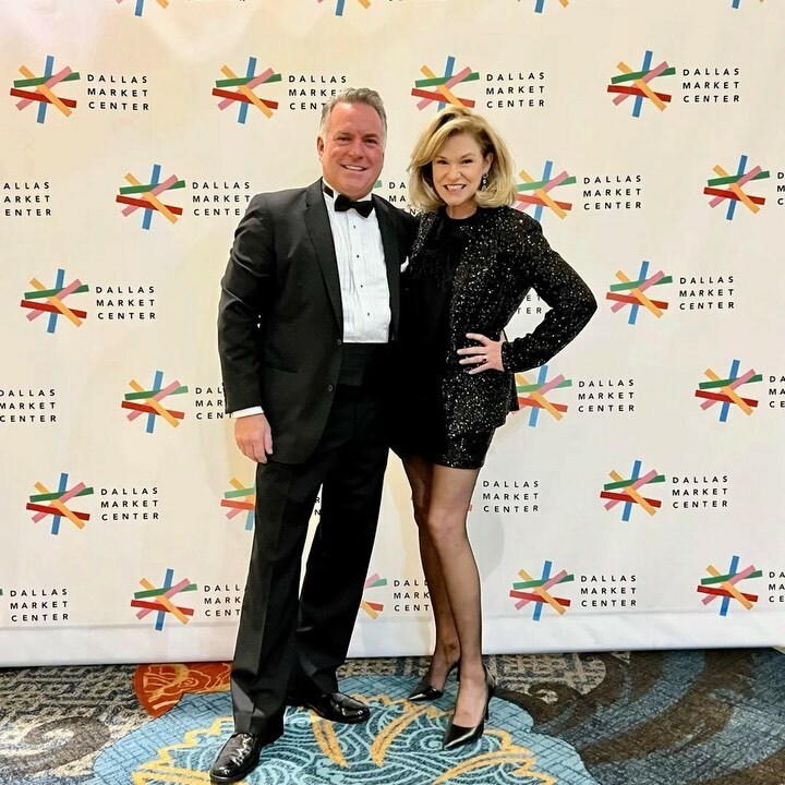 libbylangdon's tweet image. I was so honored to be nominated as Designer of the Year at last nights ARTS Awards and even though I didn’t win, I still won! I love our home decor and design community and it’s wonderful to celebrate everyone!! It’s a great way to kick off 2022!! Cheer… instagr.am/tv/CYeO3q-KWB0/