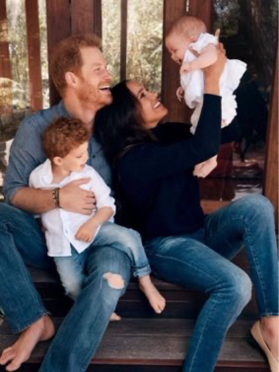 So happy that this beautiful family is thriving and shining! What a great reminder of our important prioritizing our mental health and well being. #sussexstepforwardday