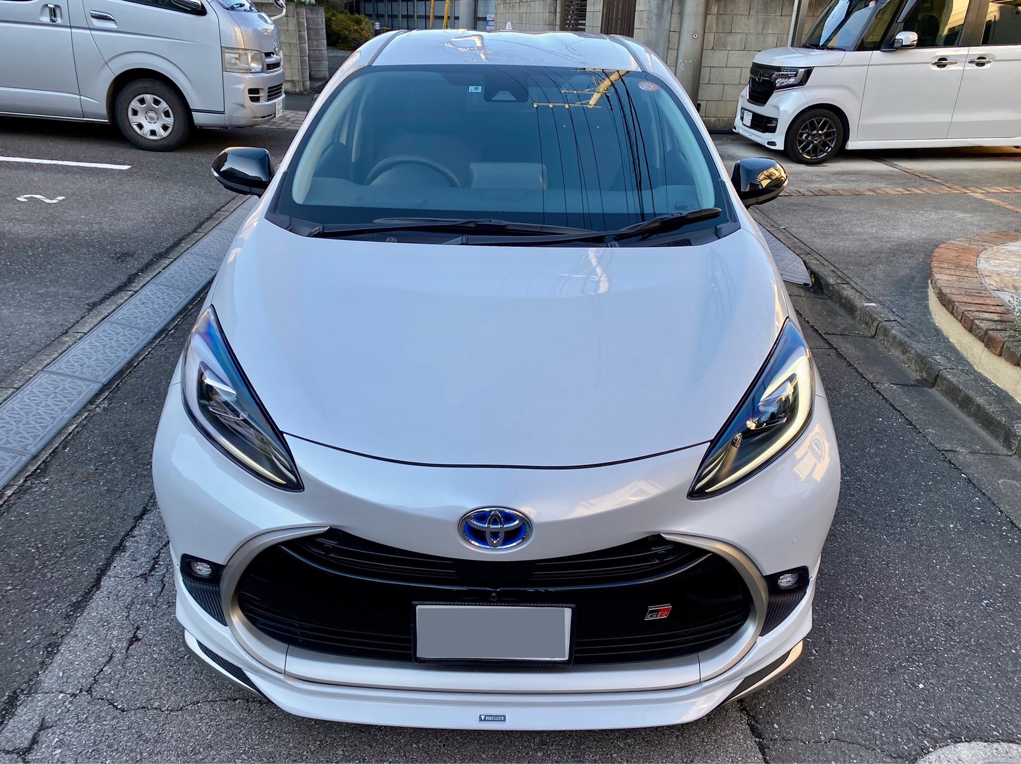 アクア GR ドアミラー　黒色