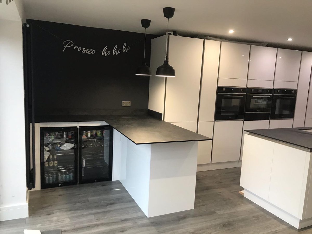 Olly London Kitchen Worktop Fitter tweet media