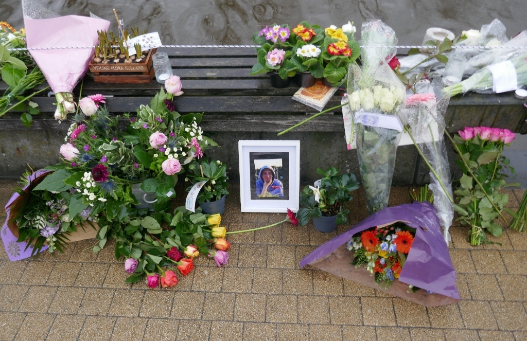 RodiHaarlem's tweet photo. Politie: ‘Dood Sam Hooftman was noodlottig ongeval’ 

#samhooftman #leidsevaart #haarlem

 https://t.co/EBbPJDBXo5 https://t.co/DnJYiSDfVX