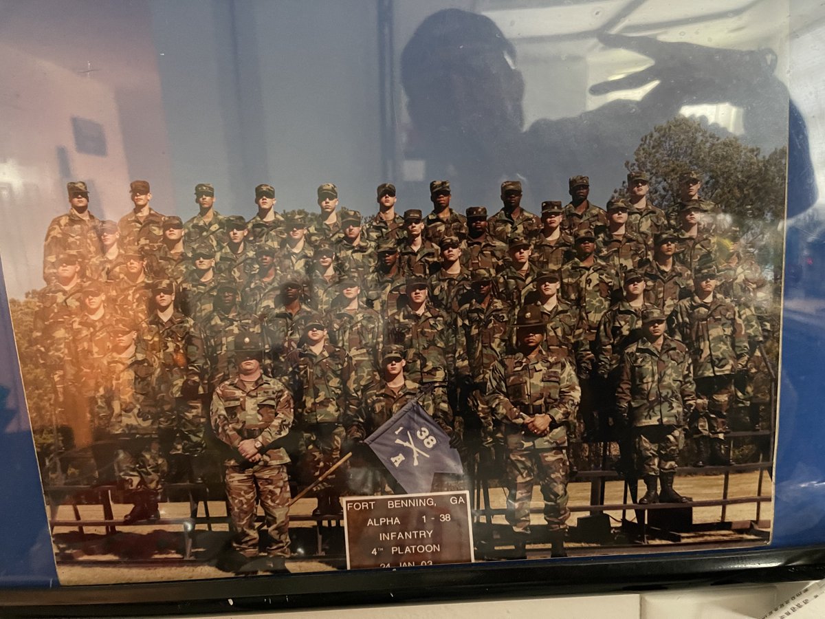RicanRodTV's tweet image. Today 20yrs ago I made an oath to serve and protect the USA. Would’ve been 20yrs I would’ve been enlisted if I didn’t retire on Medical. Can’t stop wars but we can stop others from starting them still… #MoralCode #ARMY #Veteran #365DaysOfMe