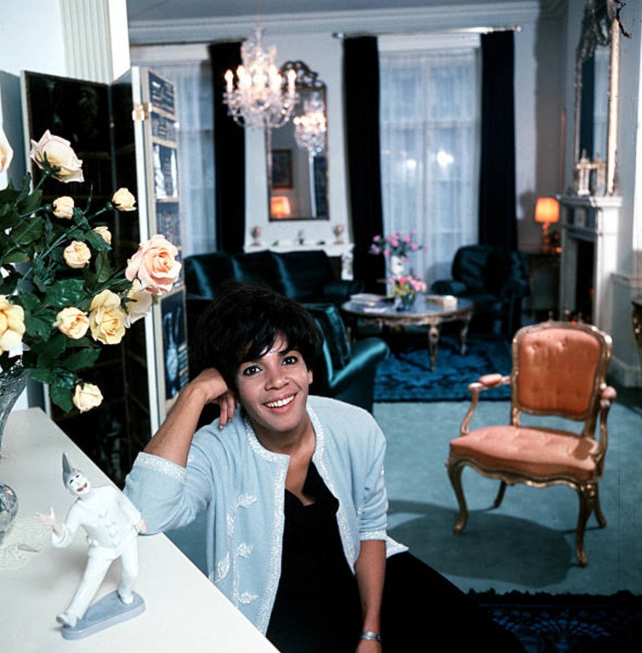 Happy Birthday to Welsh singer Shirley Bassey, born on this day in Tiger Bay, Cardiff, Wales in 1937.    