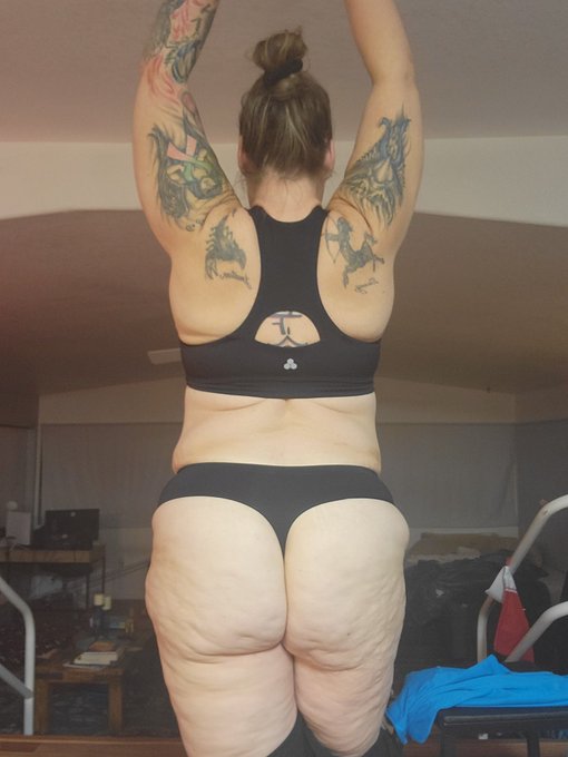 As of today I'm officially down 167lbs 😳😳😳 https://t.co/mZO9ikrvYZ<a href="/tag/mvsales"class="tags"><span>#mvsales</span></a>