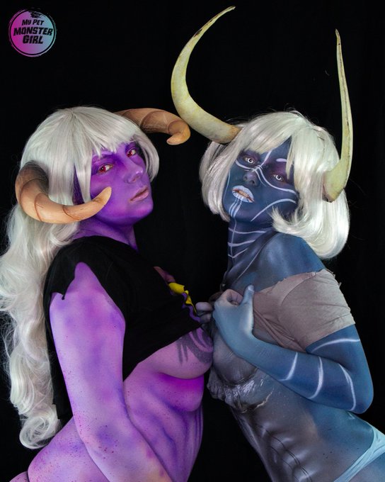 Two demon Ethots walk into your life.... What do you do?       Catch all our MPMG Classic sets on Bentbox<a href="/tag/monstergirls"class="tags"><span>#monstergirls</span></a><a href="/tag/bodypaint"class="tags"><span>#bodypaint</span></a>