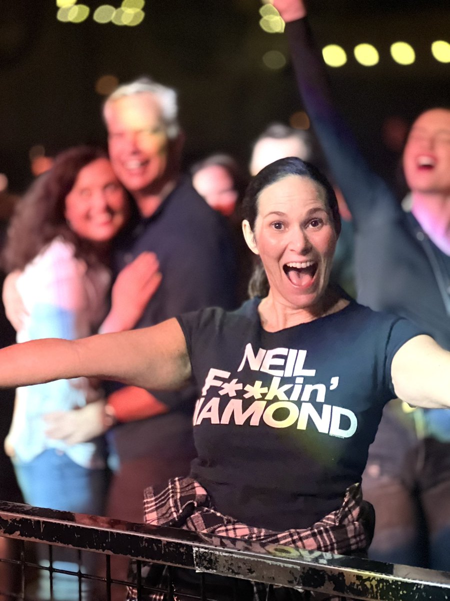 superdiamond's tweet photo. Thank you #portland
See you tonight, #Seattle
#neildiamond #superdiamond #seattlescene #seattlenightlife https://t.co/r6mer33I9V